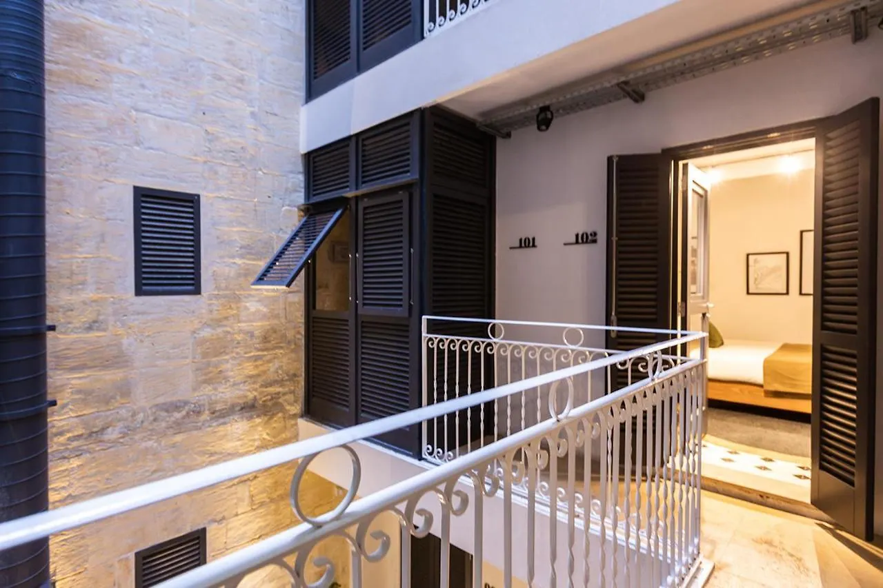 Guest House De La Valette Hotel